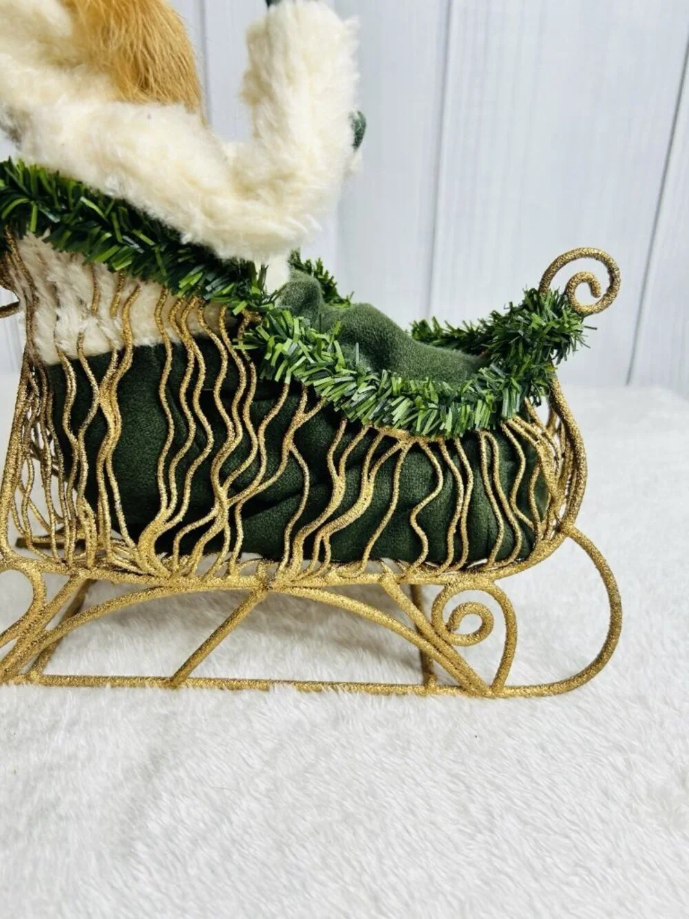 Byers Choice Victorian Santa in Gold Sleigh with Deer 1998 Holiday Traditions